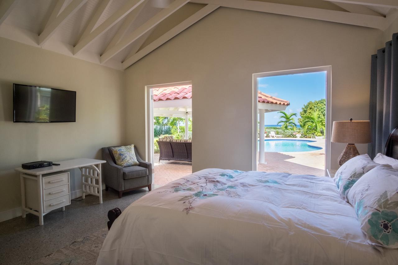 Sunspot Villa Runaway Bay Eksteriør billede